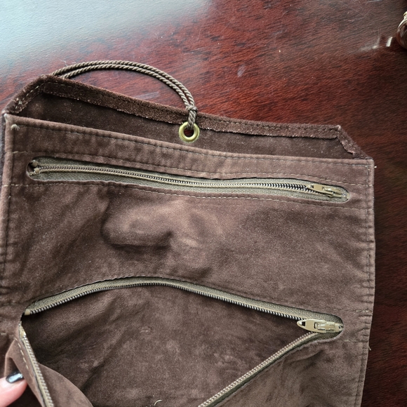 Vintage Brown Suede Jewelry Travel Roll - Rose Embossed - Picture 7 of 9